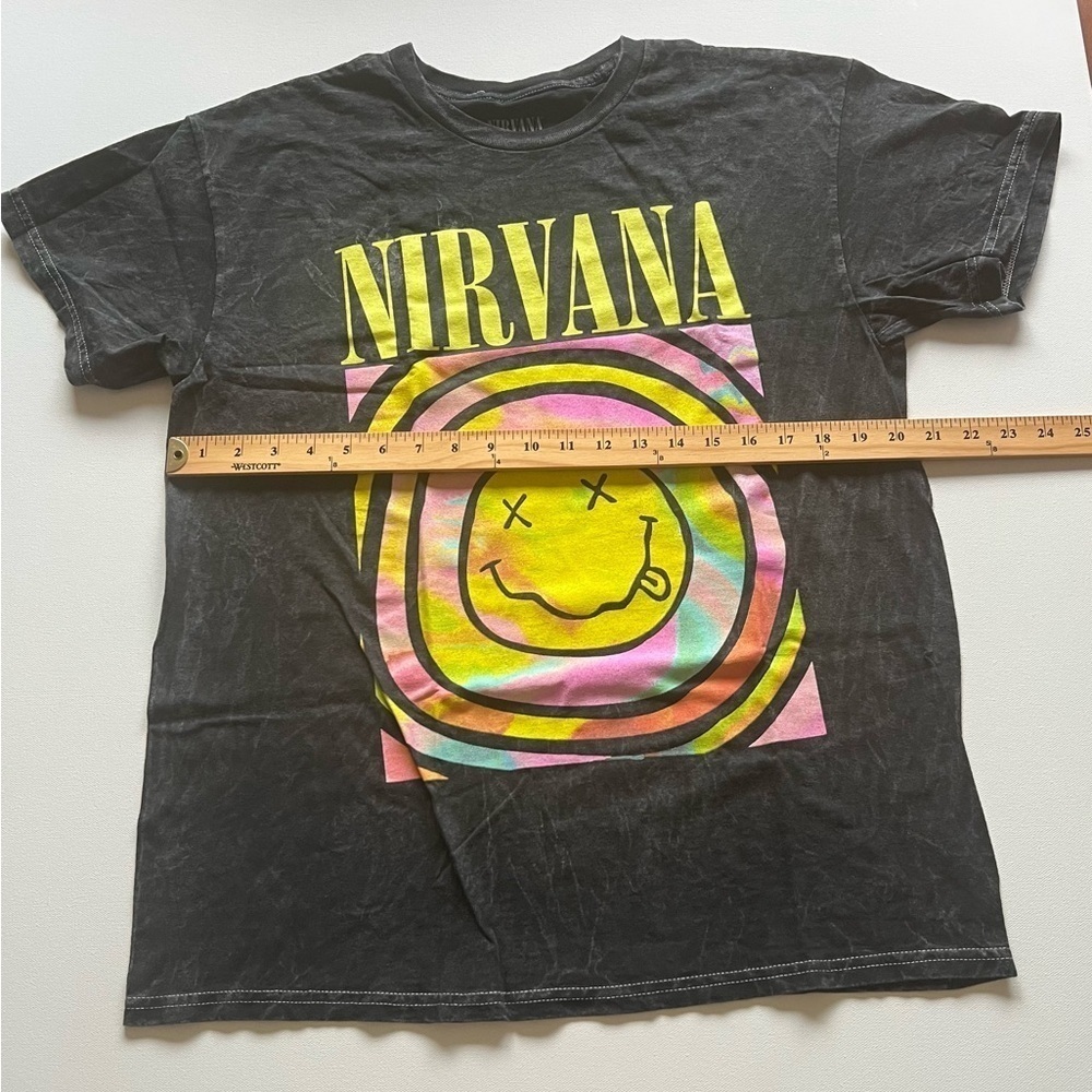 NWOT Nirvana Shirt Men's Large Gray Multicolor Tie Dye Smiley Print Grunge (F1) - Picture 2 of 4